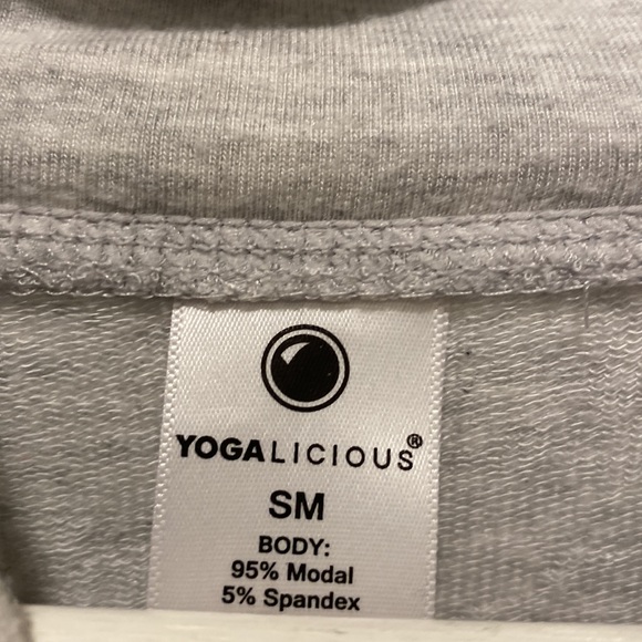 Yogalicious small sweatshirt - Picture 2 of 7